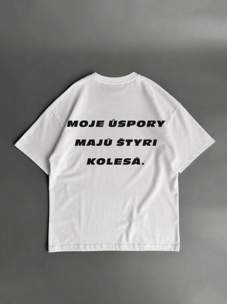 Moje úspory majú štyri kolesá – biele oversized tričko s potlačou