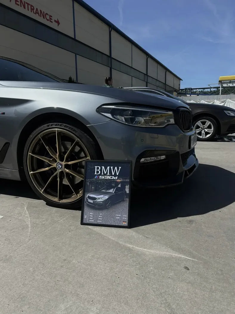 Reálna objednávka Auto Obrazy č. 7 – custom obraz auta a potlačené tričko od zákazníka