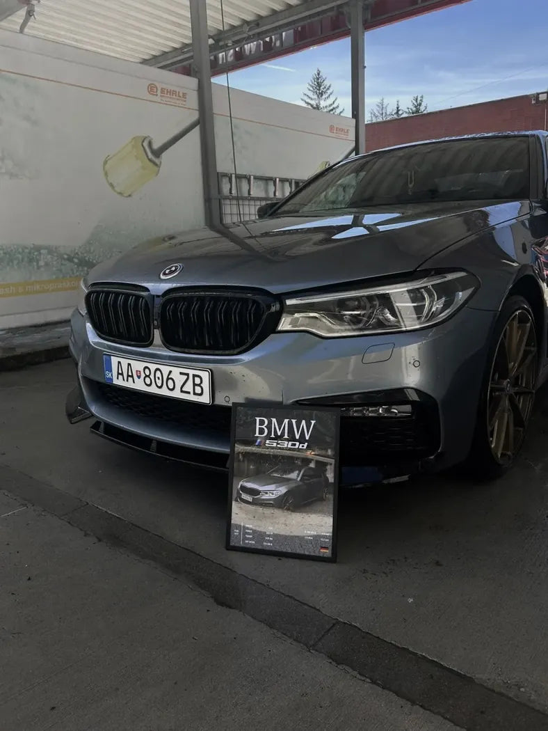 Reálna objednávka Auto Obrazy č. 13 – custom obraz auta a potlačené tričko od zákazníka