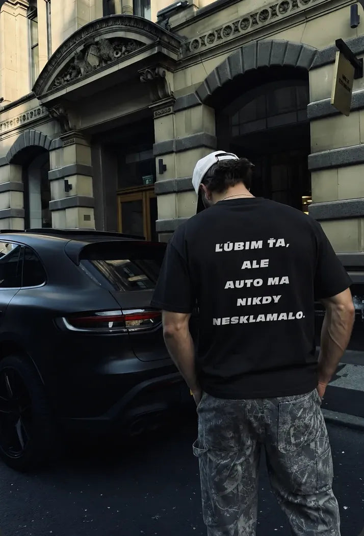 Reálna objednávka Auto Obrazy č. 14 – custom obraz auta a potlačené tričko od zákazníka