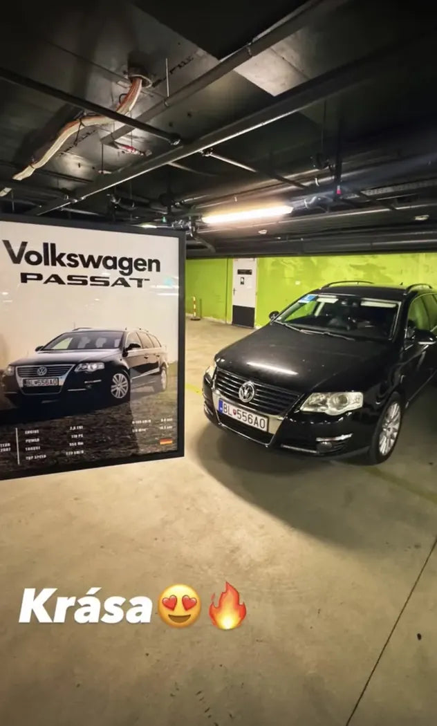 Reálna objednávka Auto Obrazy č. 32 – custom obraz auta a potlačené tričko od zákazníka