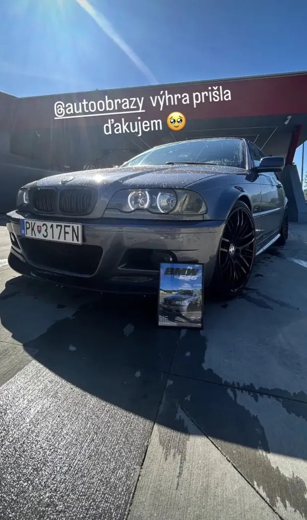 Reálna objednávka Auto Obrazy č. 34 – custom obraz auta a potlačené tričko od zákazníka